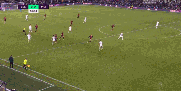 新援首发登场表现受关注