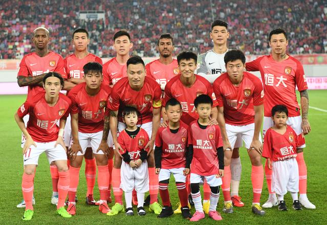 合同仅剩半年！曝3支意甲球队有意马奎尔 曼联找好备胎