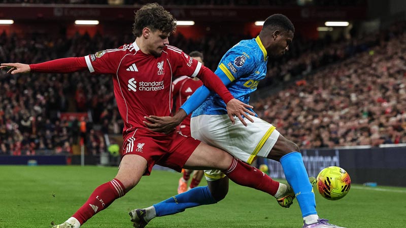 米体：利物浦对基耶萨坚持要1500万，尤文愈发关注小马尔蒂尼