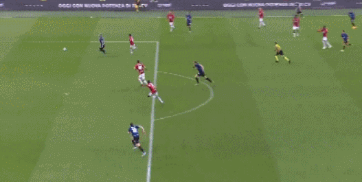 世体：坎塞洛将在周五接受巴萨的体检